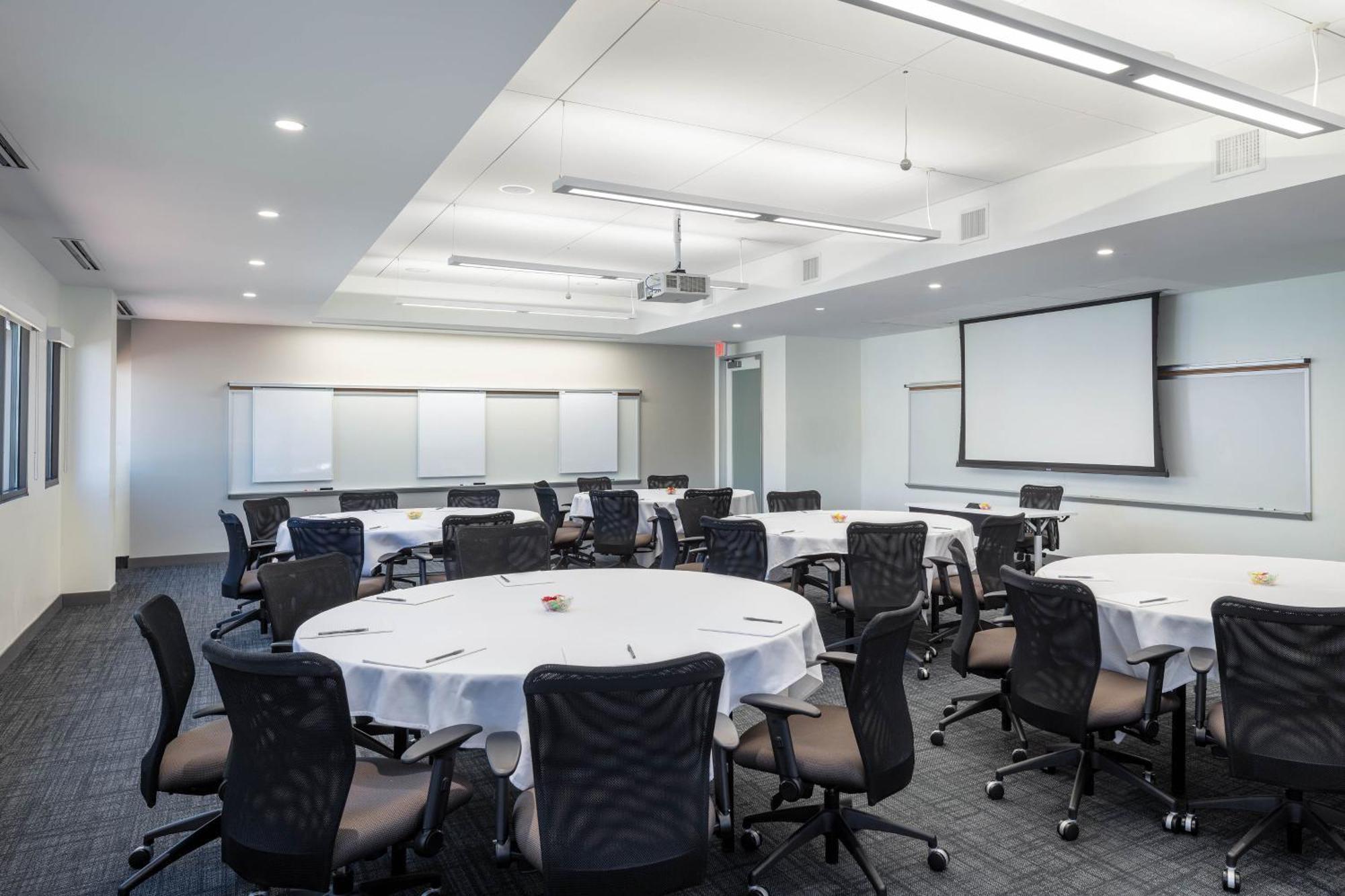 Four Points By Sheraton Norwood Conference Center المظهر الخارجي الصورة